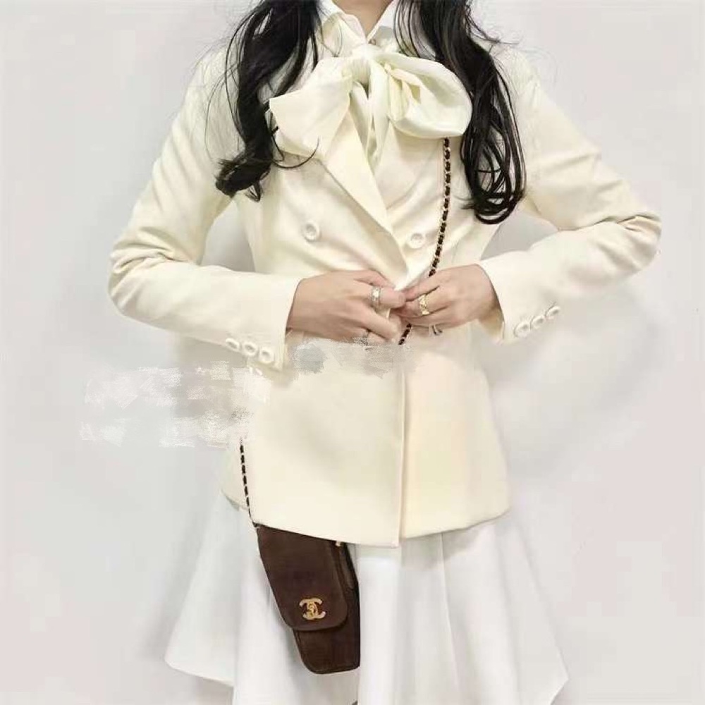 D style Montaigne bar cream double breasted fitted jacket